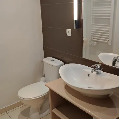 A Jausiers, Capacite 4 Pers, Terrasse Sud, Animaux Admis - Fr-1-165b-45 *